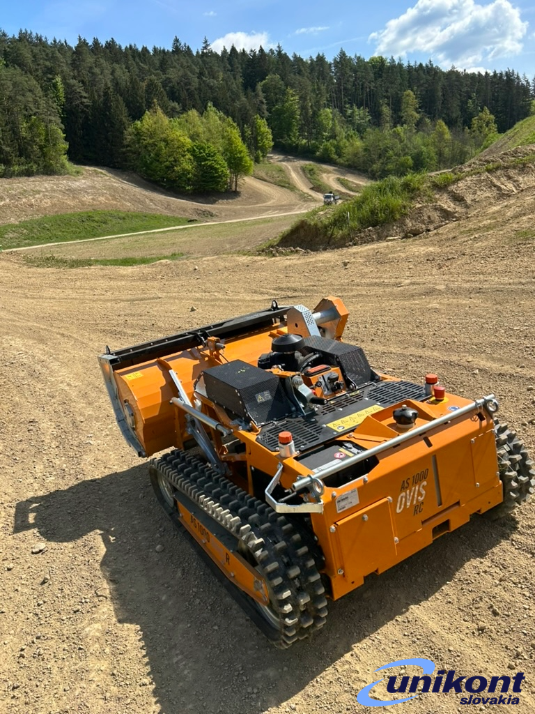 kosačka AS 1000 OVIS RC v náročných podmienkach