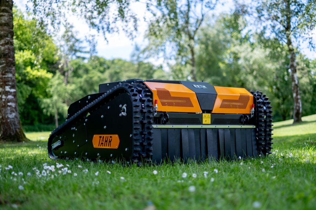diaľkovo ovládaná kosačka AS 990 Tahr RC
